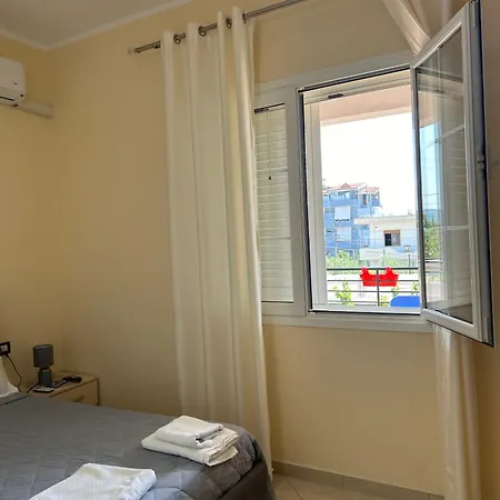 Bed & Breakfast Rest House Vlorë