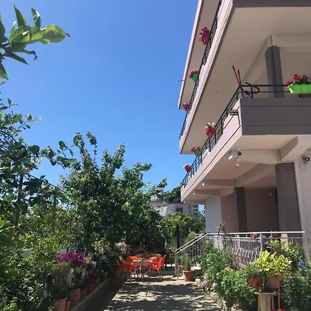 Rest House Отель типа 